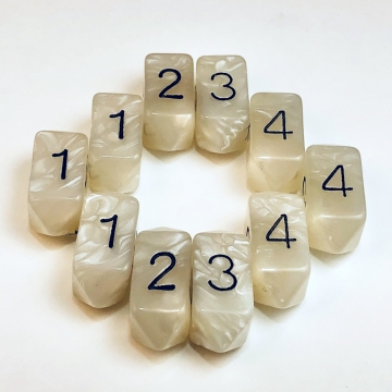 Crystal Pearl d4 10 pc set - white