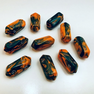 Crystal Toxic d10 10 pc set - orange/green